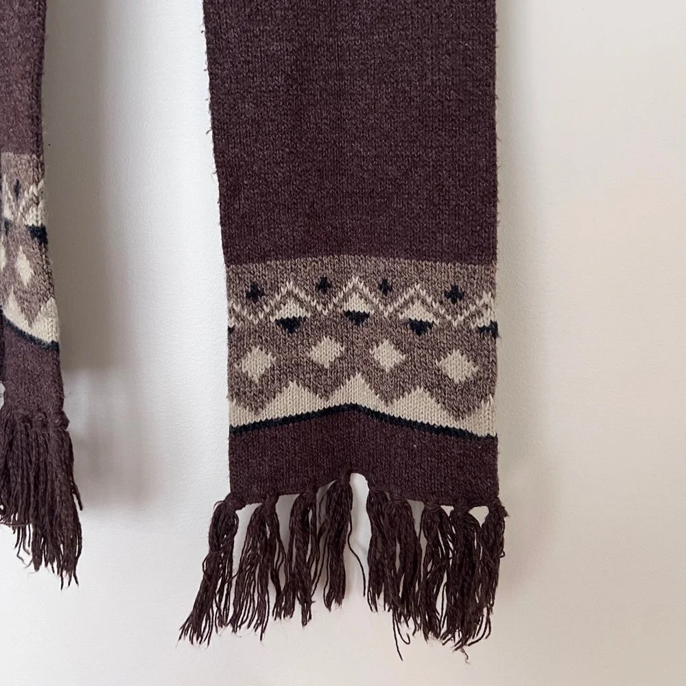 Faded Glory brown scarf for boys/men